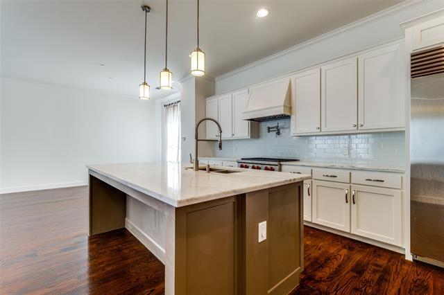 Building Photo - 3515 Normandy Ave