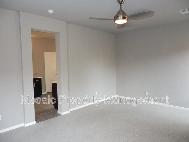 Building Photo - 3641 S Arizona Pl