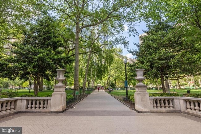 Building Photo - 1830 Rittenhouse Square