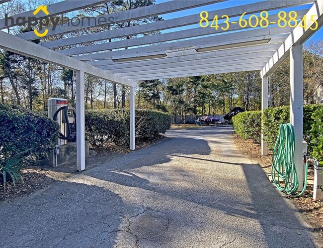 Building Photo - 2/2 Fully Furnished condo in The Meridian ...