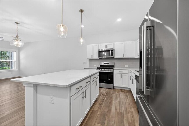 Building Photo - 4406 Ryan St