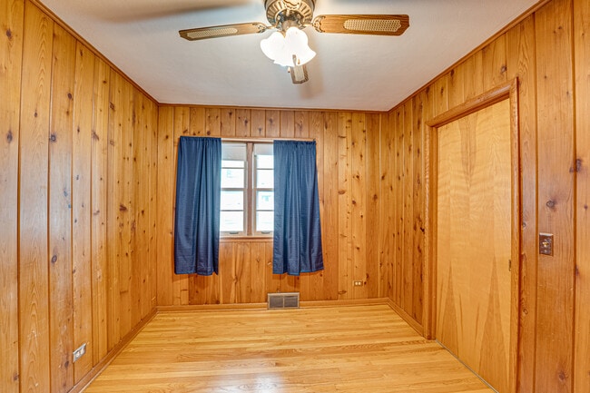 Building Photo - 1221 N Webster St