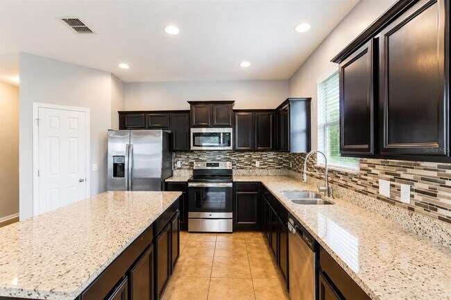 Building Photo - 3818 Spirited Cir