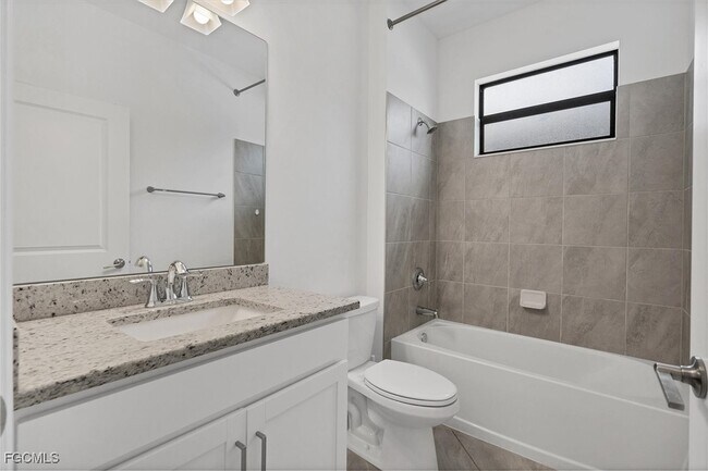 Building Photo - 11368 Canopy Loop