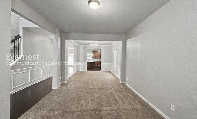 Building Photo - Beautiful 4-Bedroom Home: Comfort and Convenience Await / Pet-Friendly / Vouchers Accepted.