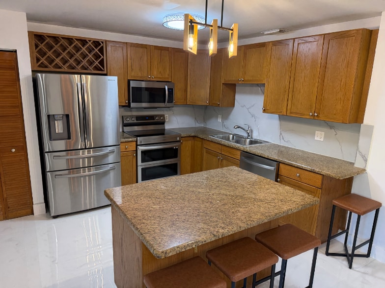 Building Photo - 24940 SW 129th Ct