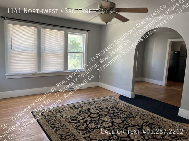 Building Photo - 1141 NW 43rd St
