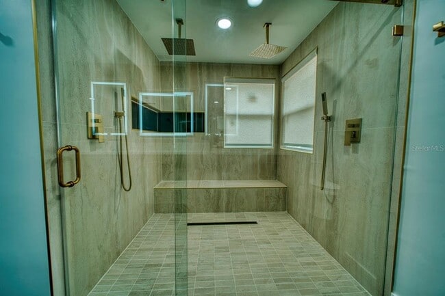 Building Photo - 1542 Sugarwood Cir