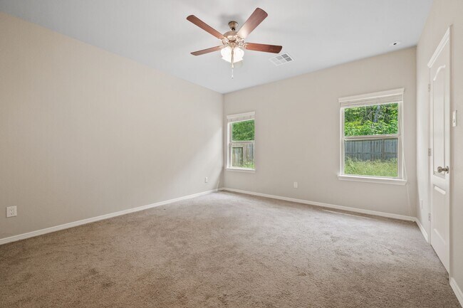 Building Photo - 24734 Russet Bluff Trl