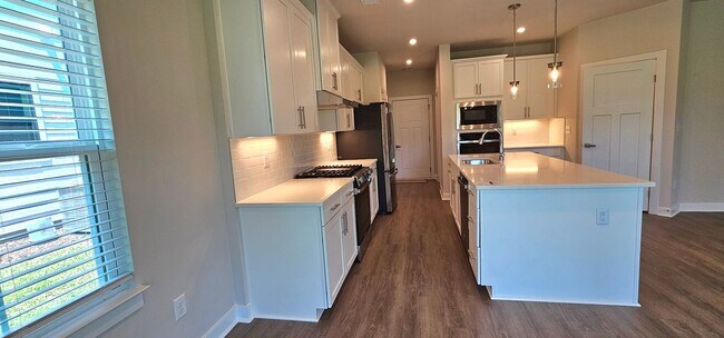 Building Photo - RECENTLY REDUCED RENTAL RATE! Long Term Rental in the Grande Dunes, North Village of Myrtle Beach...