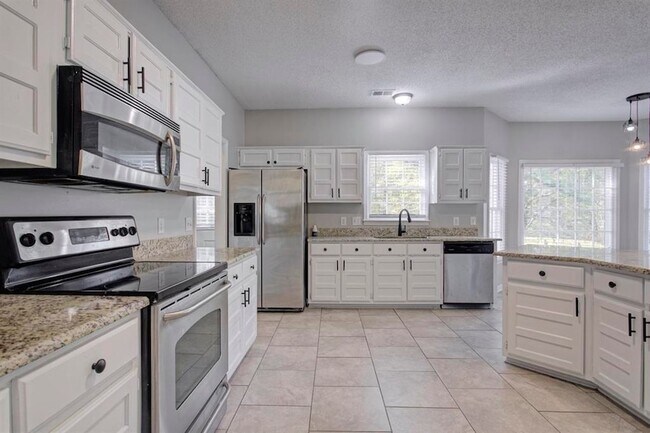 Building Photo - 5707 Chester St