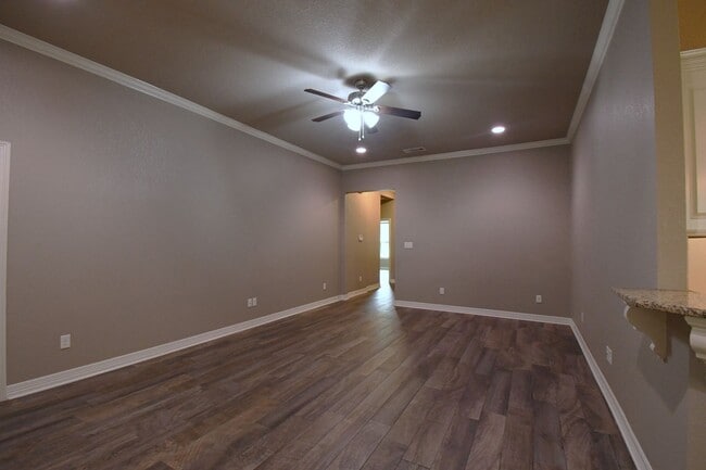 Building Photo - Modern 3-Bedroom 2 Bath Duplex in South Tyler