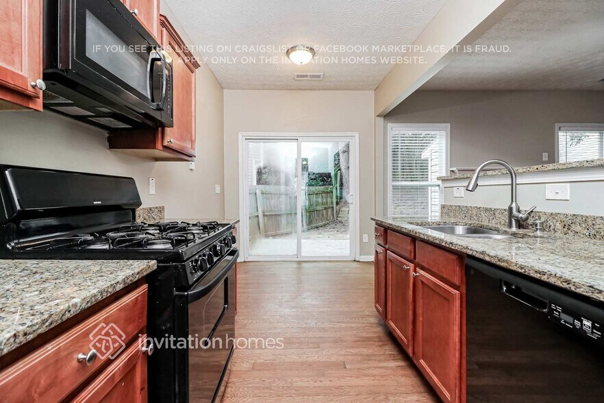 Building Photo - 721 Mountain Laurel Dr