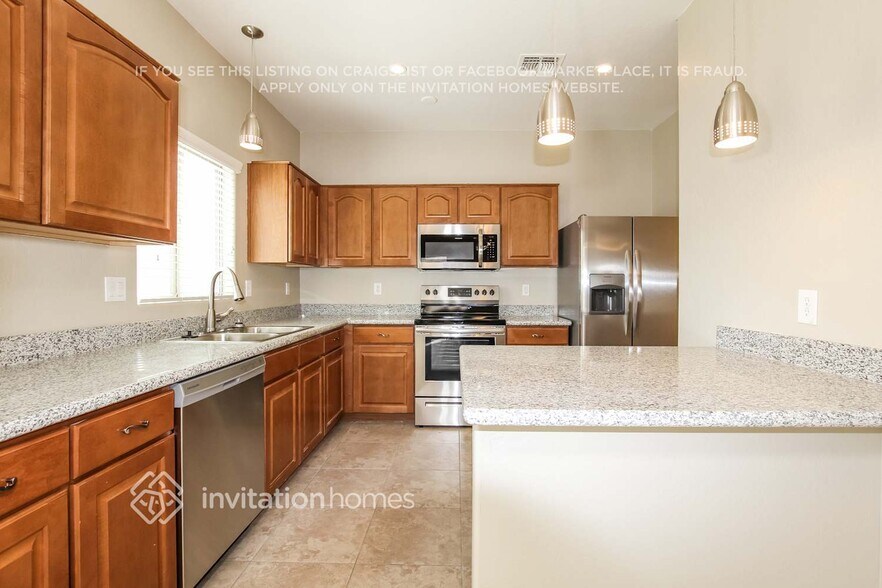 Building Photo - 17263 W Acapulco Ln