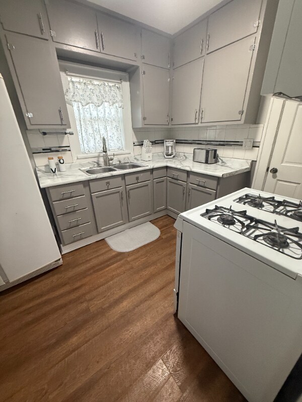 Building Photo - 4823 E Michigan St