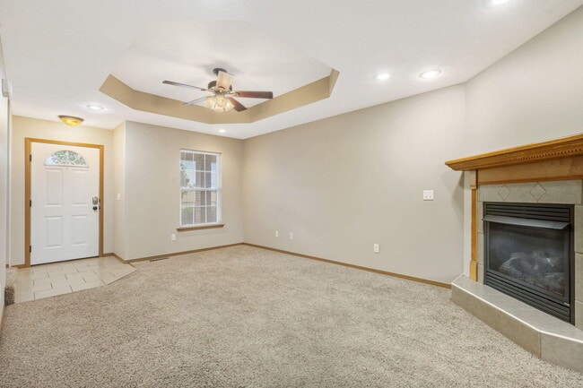 Building Photo - 719 E Watermill Cir