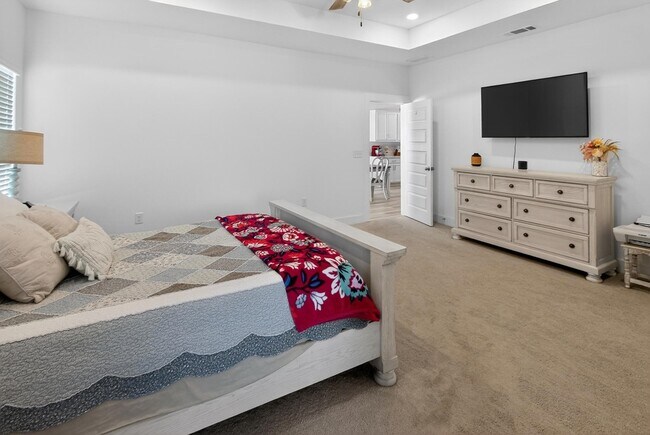 Building Photo - 159 Blooming Cv