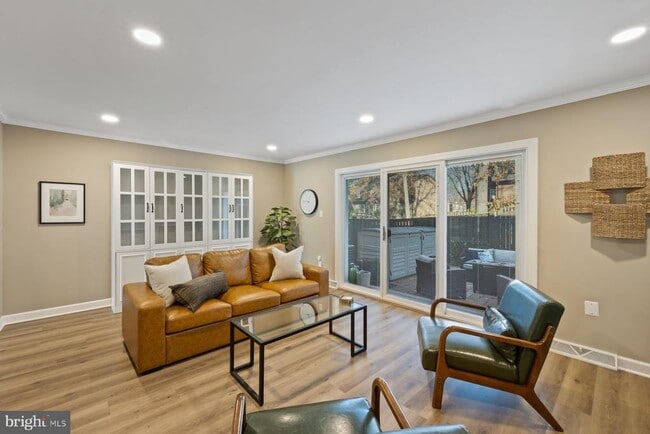 Building Photo - 1606 Angus Ct