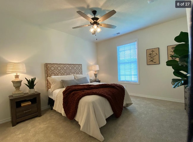 Building Photo - NEW LUXURY 2 BED 2 BATH 1 CAR GARAGE DUPLEX