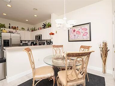 Dining 2 - 11658 Declaration Dr