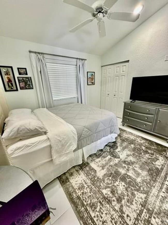 Building Photo - 3656 Mykonos Ct