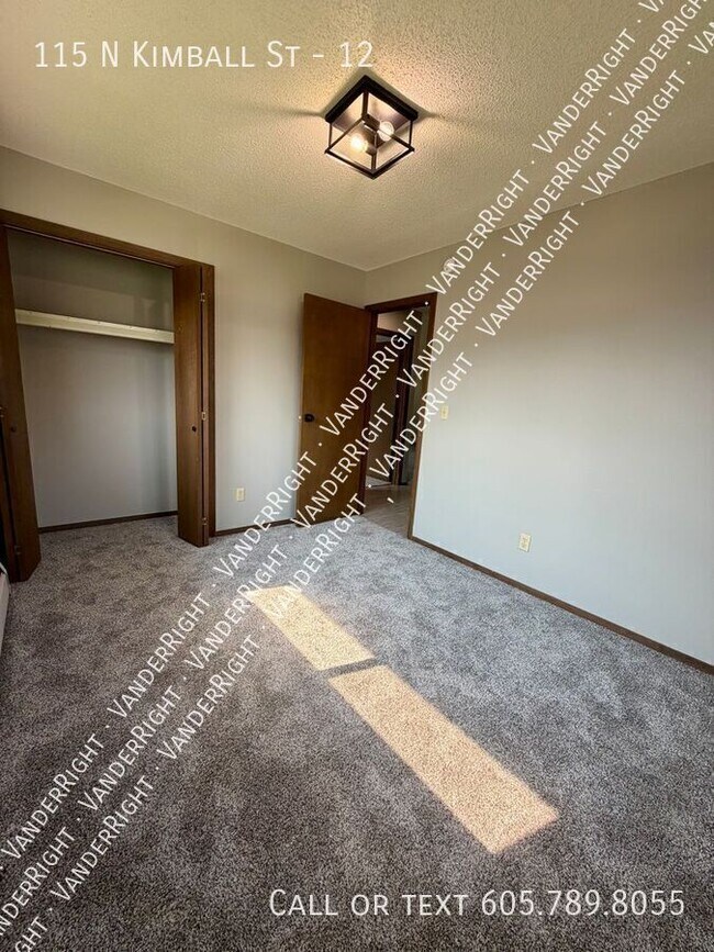 Building Photo - 115 N Kimball St