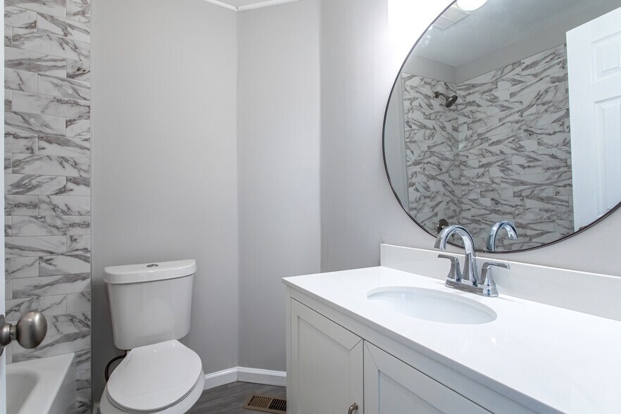 New vanity and faucets with storage - 894 Ormewood Ave SE