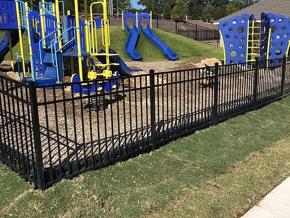 Building Photo - 321 Brk Pne Trl