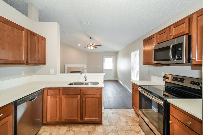 Building Photo - 8628 Springtree Road