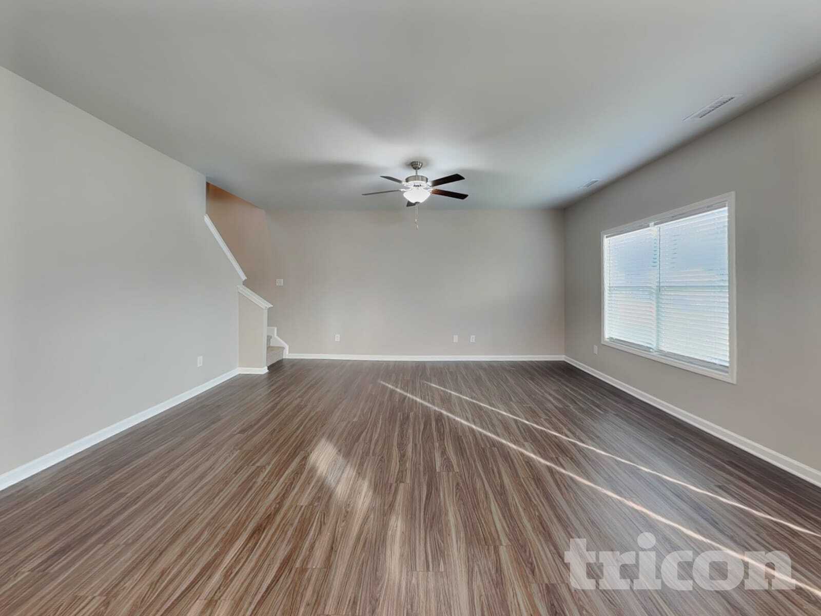 Building Photo - 265 Frst Mdw Ln