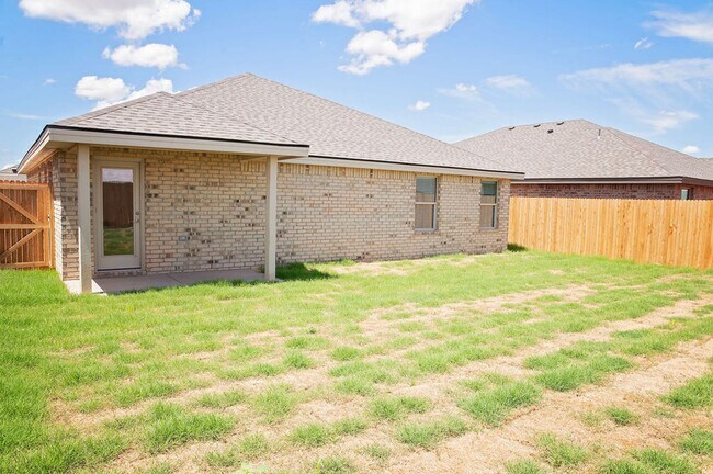 Building Photo - New Construction Perfection – $2,499