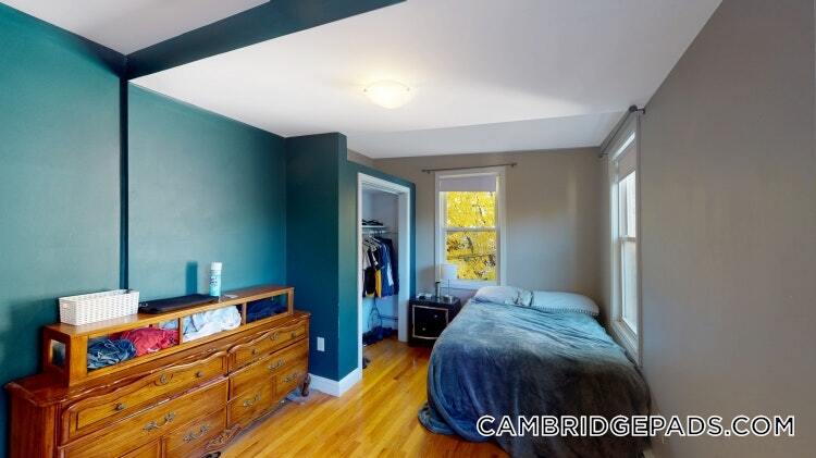 Building Photo - 173 Rindge Ave