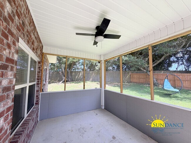 Building Photo - 8565 Holley Hills Cir