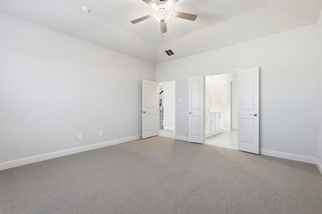 Building Photo - 2102 Windy Trl