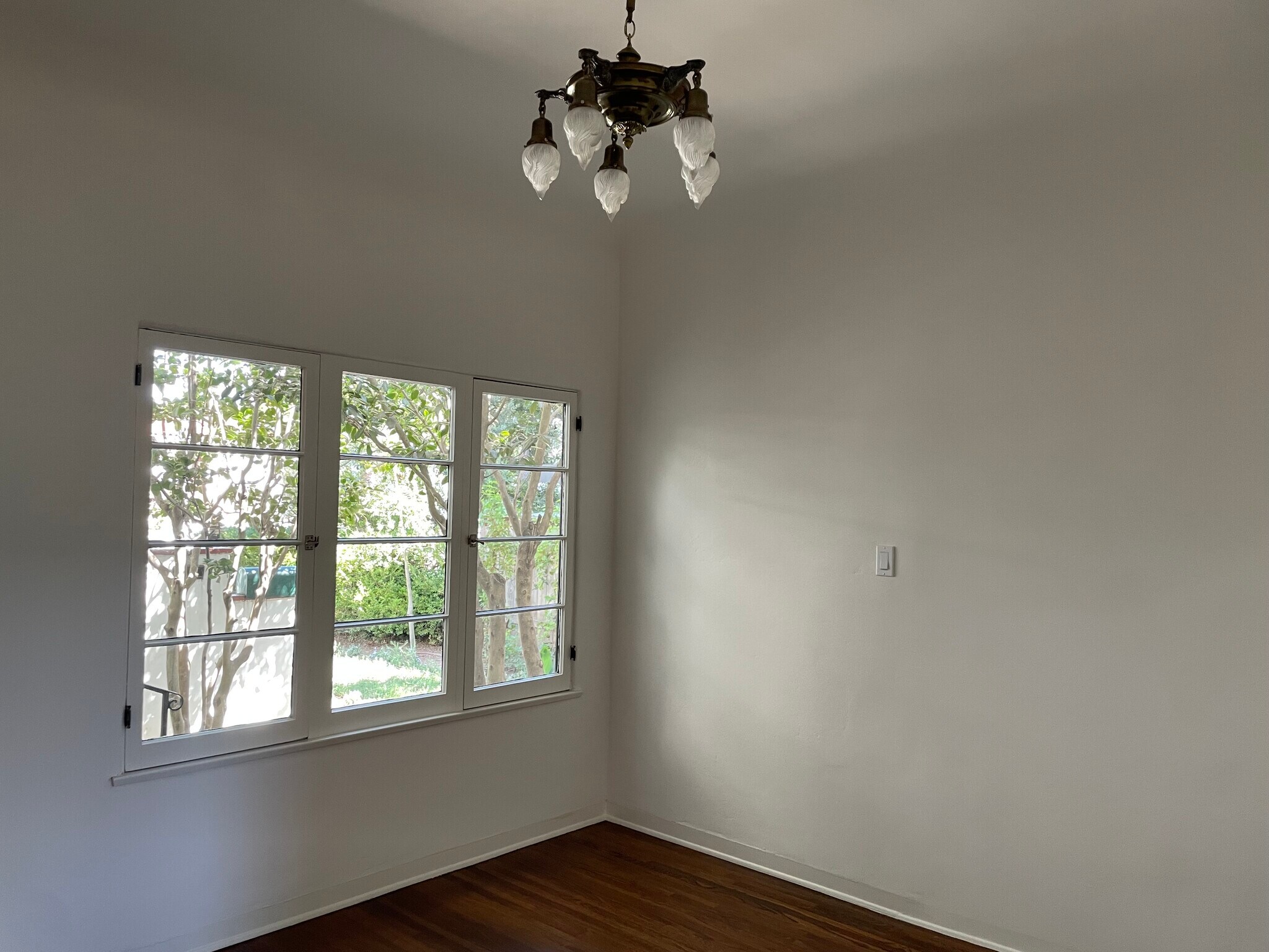 Building Photo - 854 19th St