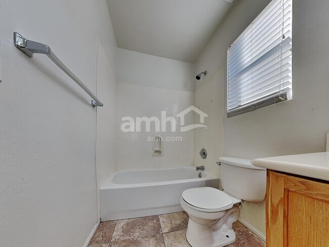 Building Photo - 8703 E Plata Ave