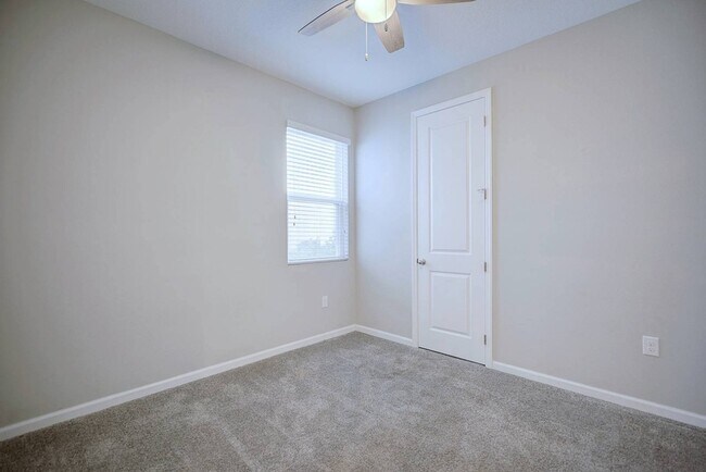 Building Photo - 244 Bella Verano Way