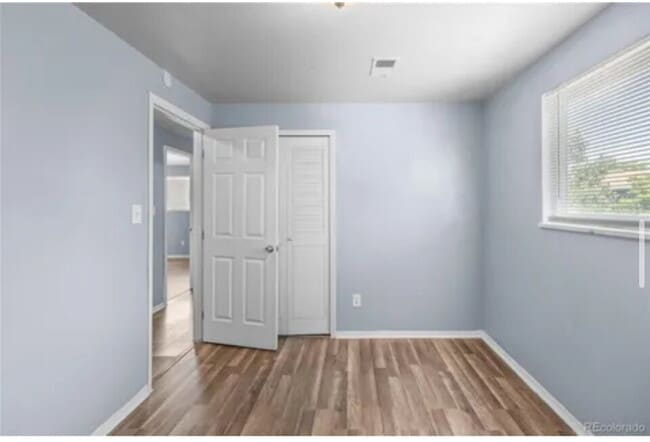 Building Photo - "Spacious 3-Bed, 3-Bath Condo in Aurora's ...