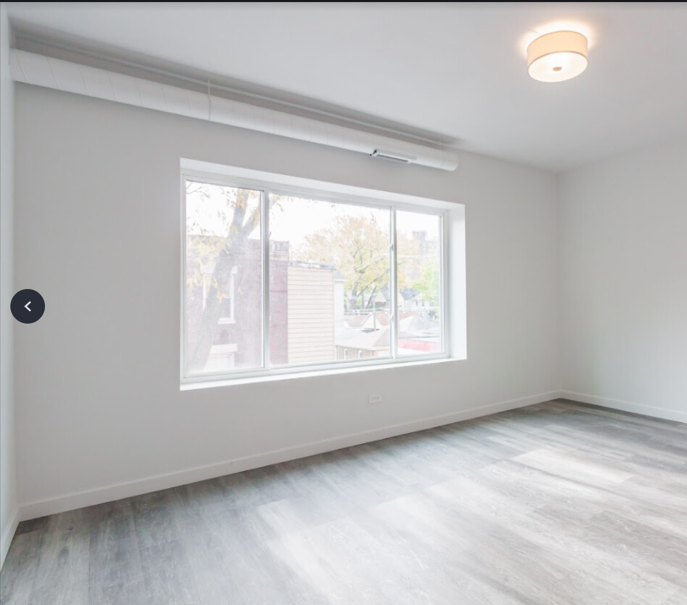 Building Photo - 1712 W Glenlake Ave