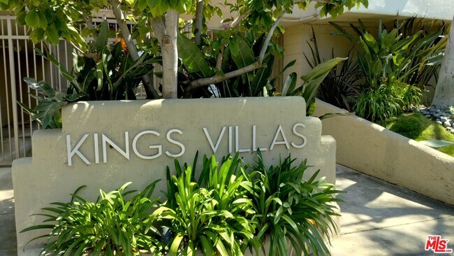 Building Photo - 740 Kings Rd