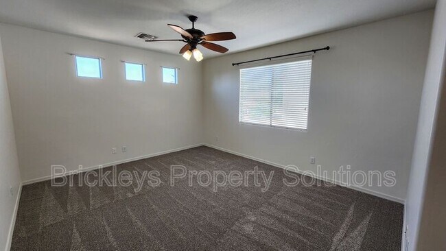 Building Photo - 4446 E Blue Sage Rd