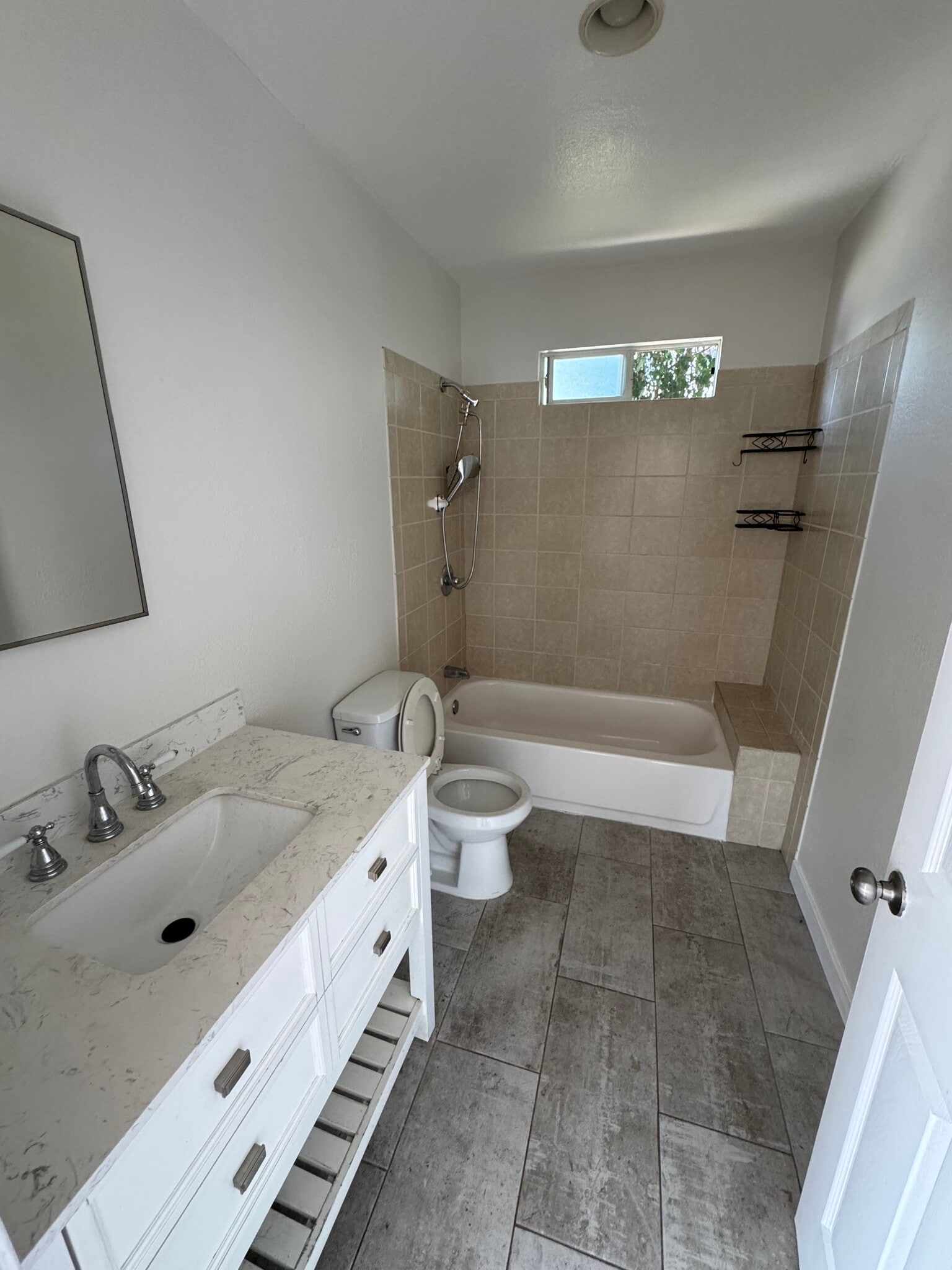 Building Photo - 4037 W 23rd St