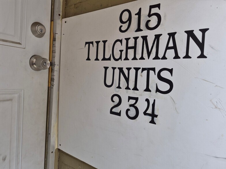 Building Photo - 915 Tilghman St