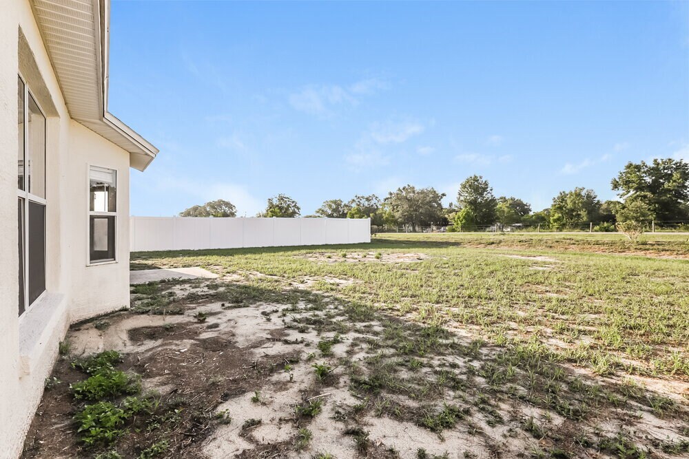 Building Photo - 2324 Sunset Point Dr