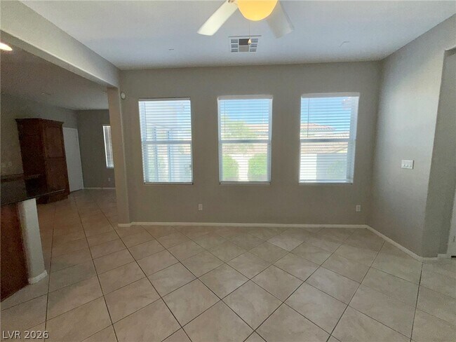 Building Photo - 8565 Vestia Ct