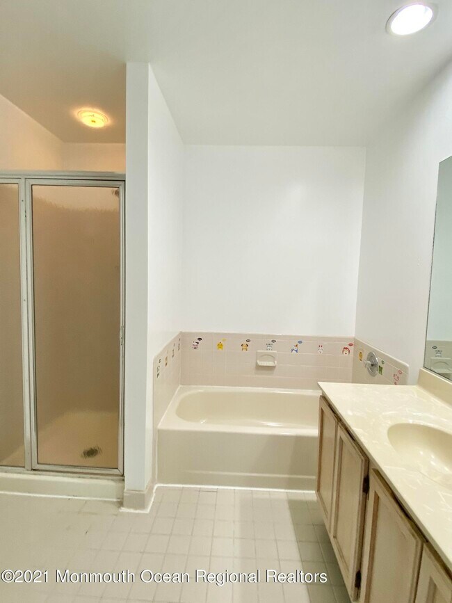 Building Photo - 1133 Roseberry Ct
