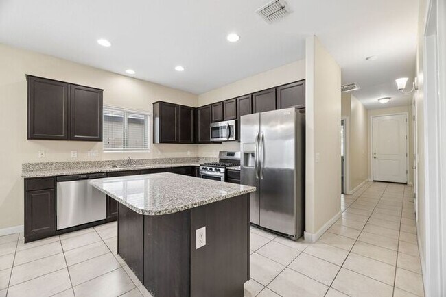 Building Photo - 19765 N Tammy St