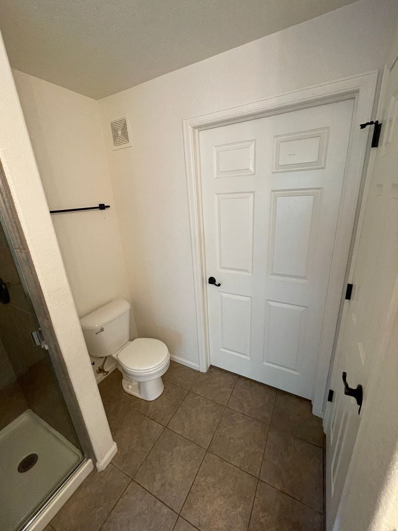 Building Photo - 2113 S Fulton Cir