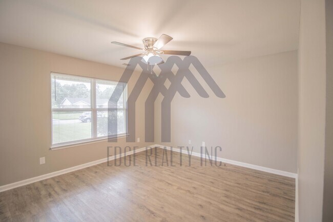Building Photo - 1253 Roberts Way