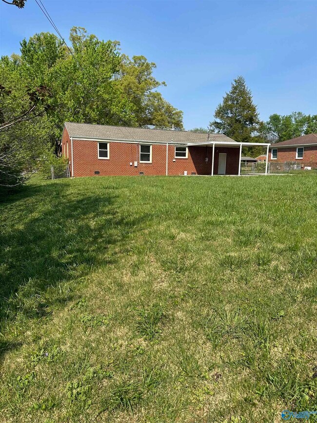 Building Photo - 2113 Norris Rd NW